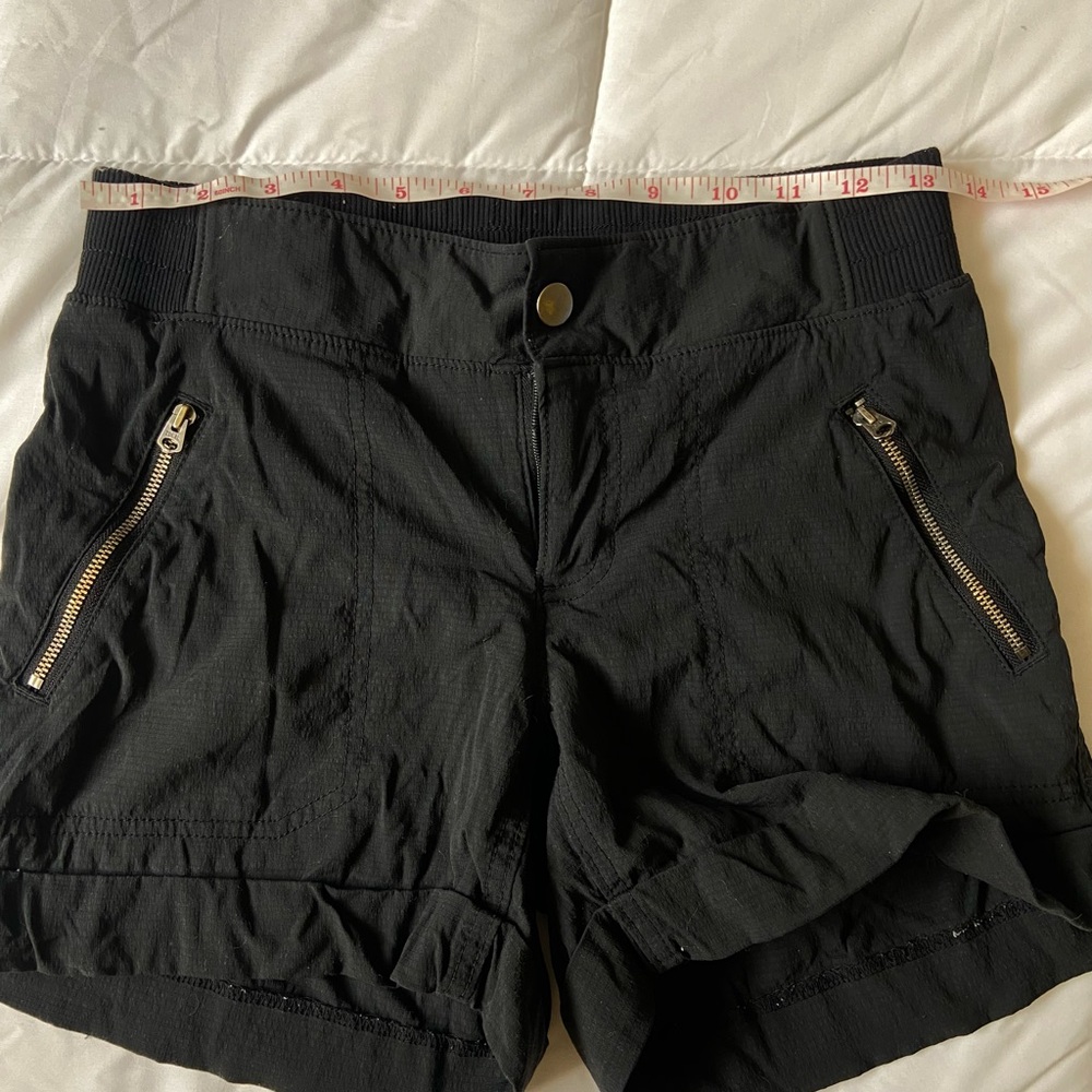 Athleta Trekkie Shorts